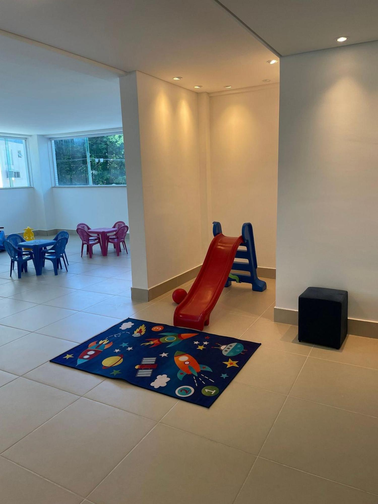 Apto no 4º andar com ar e Wi-Fi a 250 mts do mar! Ubatuba Exterior foto